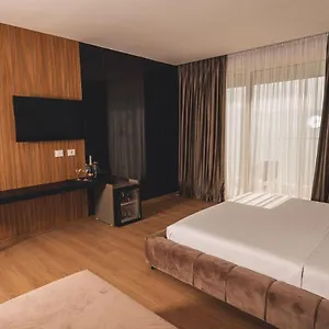 Grand Mirage **** Vlorë
