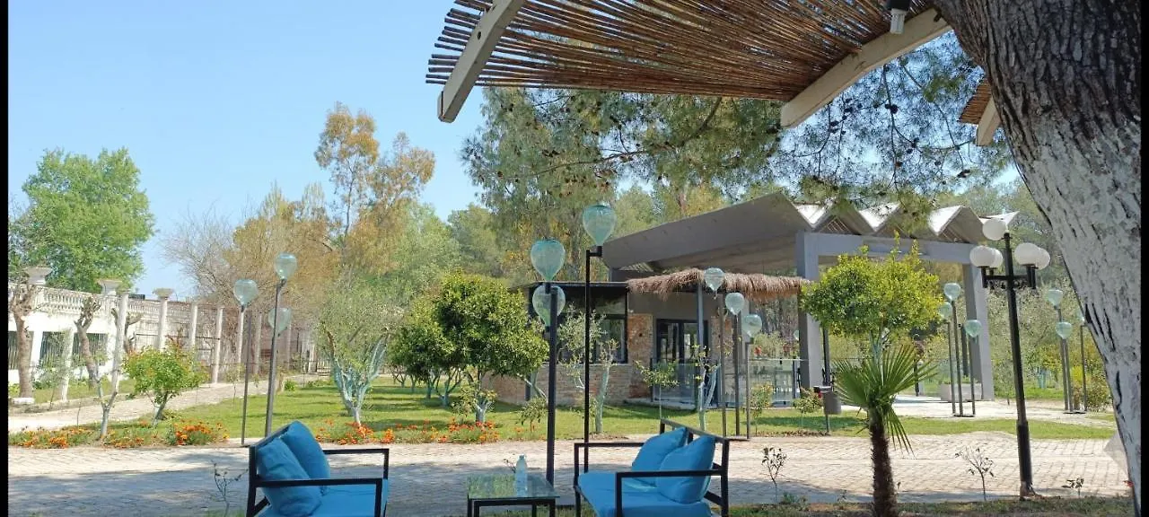 ***  Kavalona Park Hotel Zvernec Albania