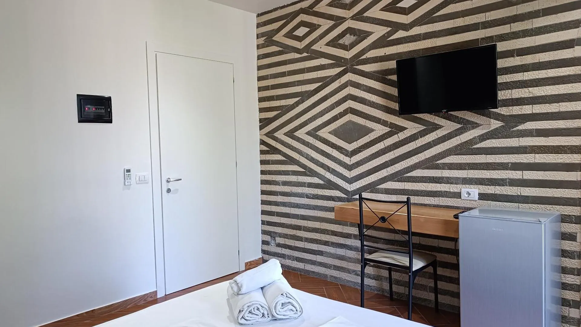 Kavalona Park Hotel Zvernec