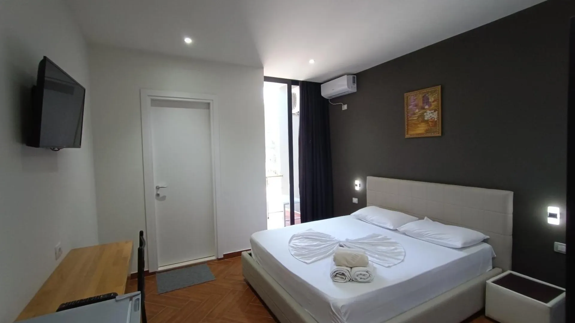 Kavalona Park Hotel Zvernec