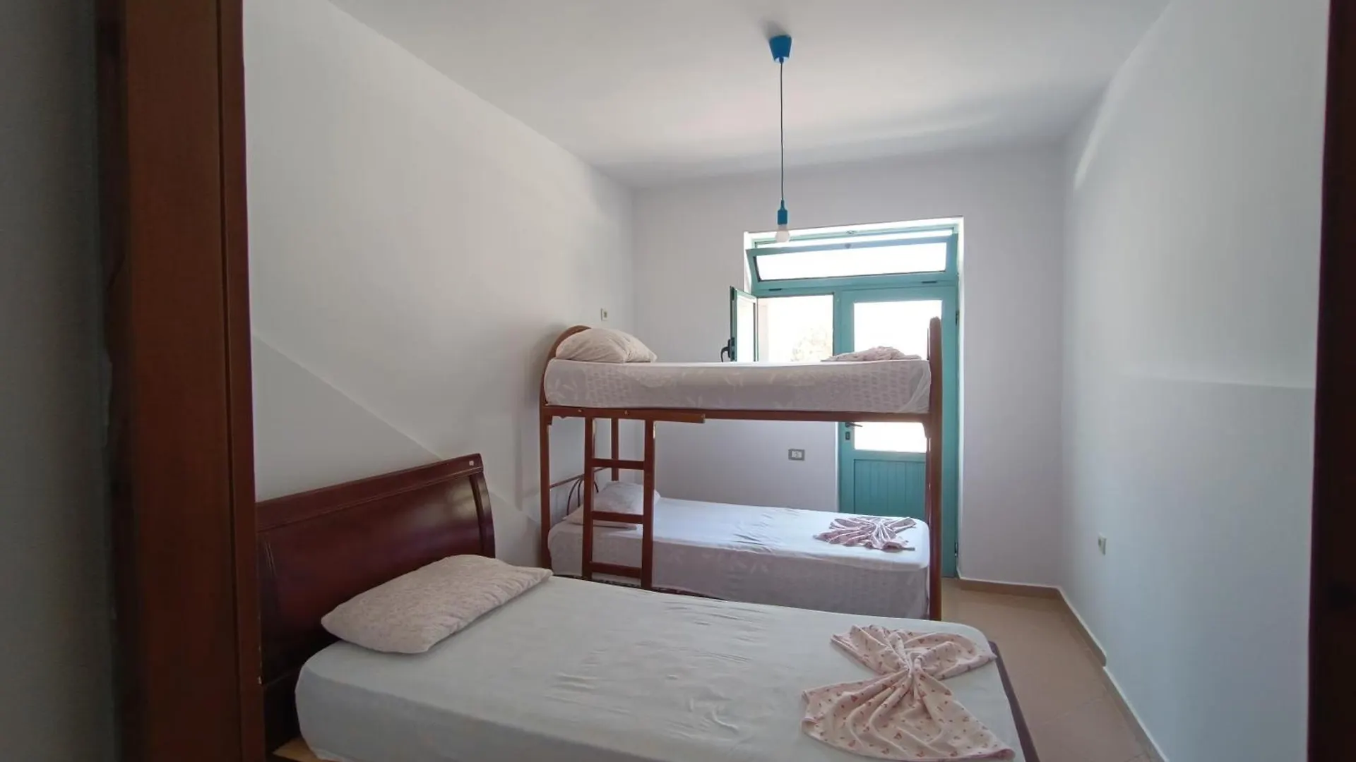 Kavalona Park Hotel Zvernec